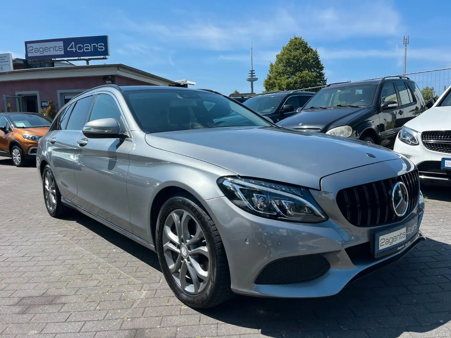 Mercedes-Benz C 250 Avantgarde°Garantie°Xenon°PDC°SHZ°AHK°LED° Silber - 2