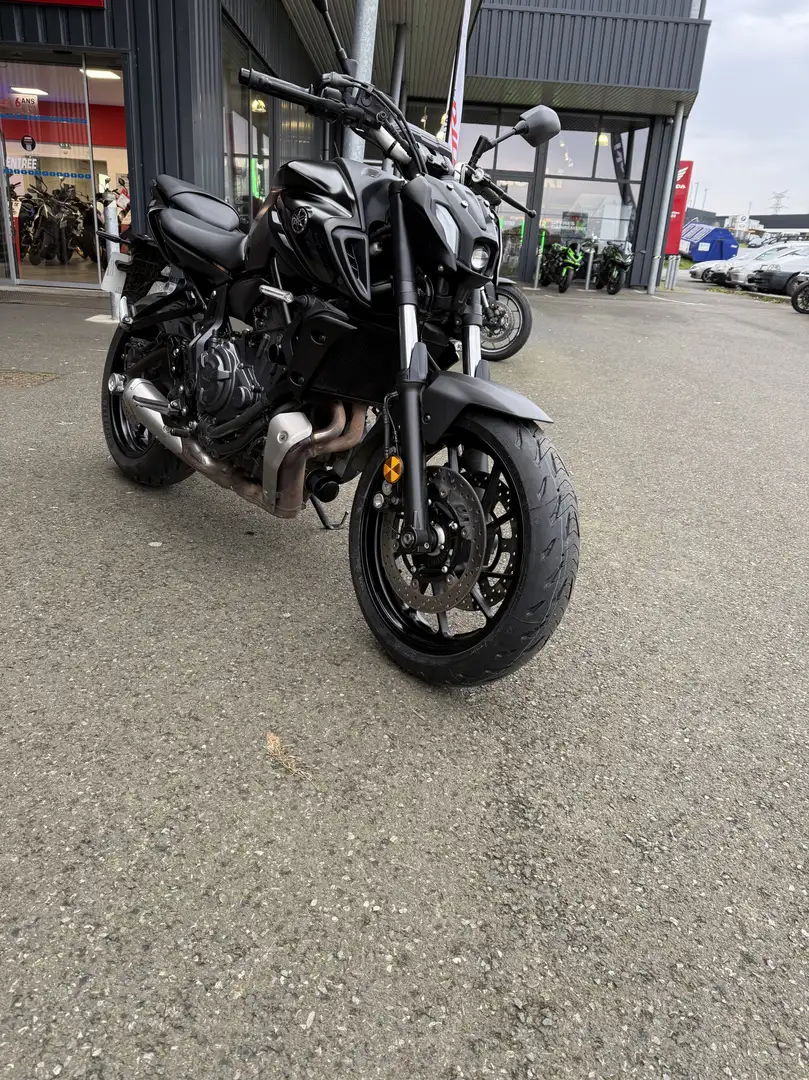 Yamaha MT-07 Noir - 2
