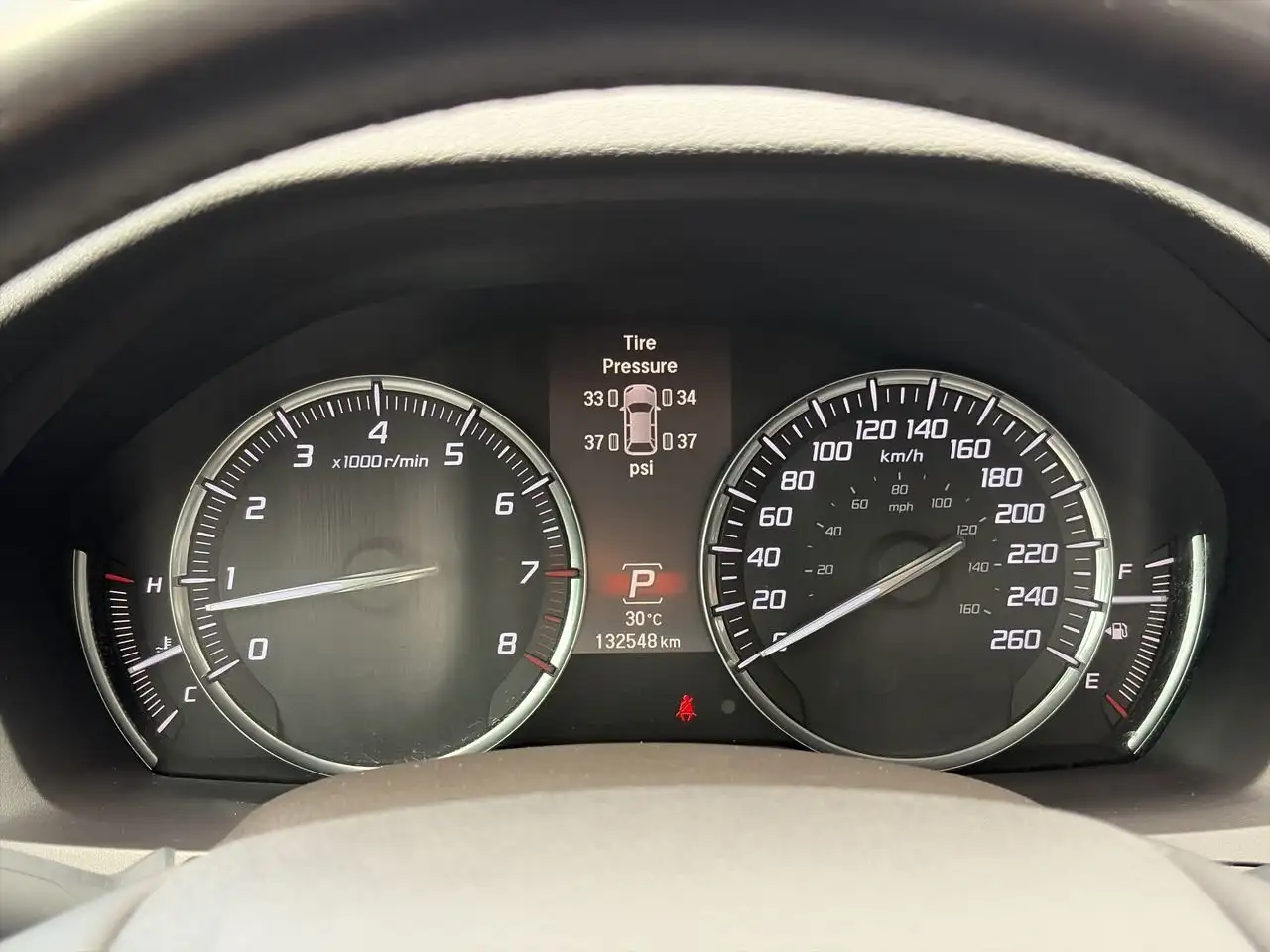 Acura MDX снимка Acura MDX