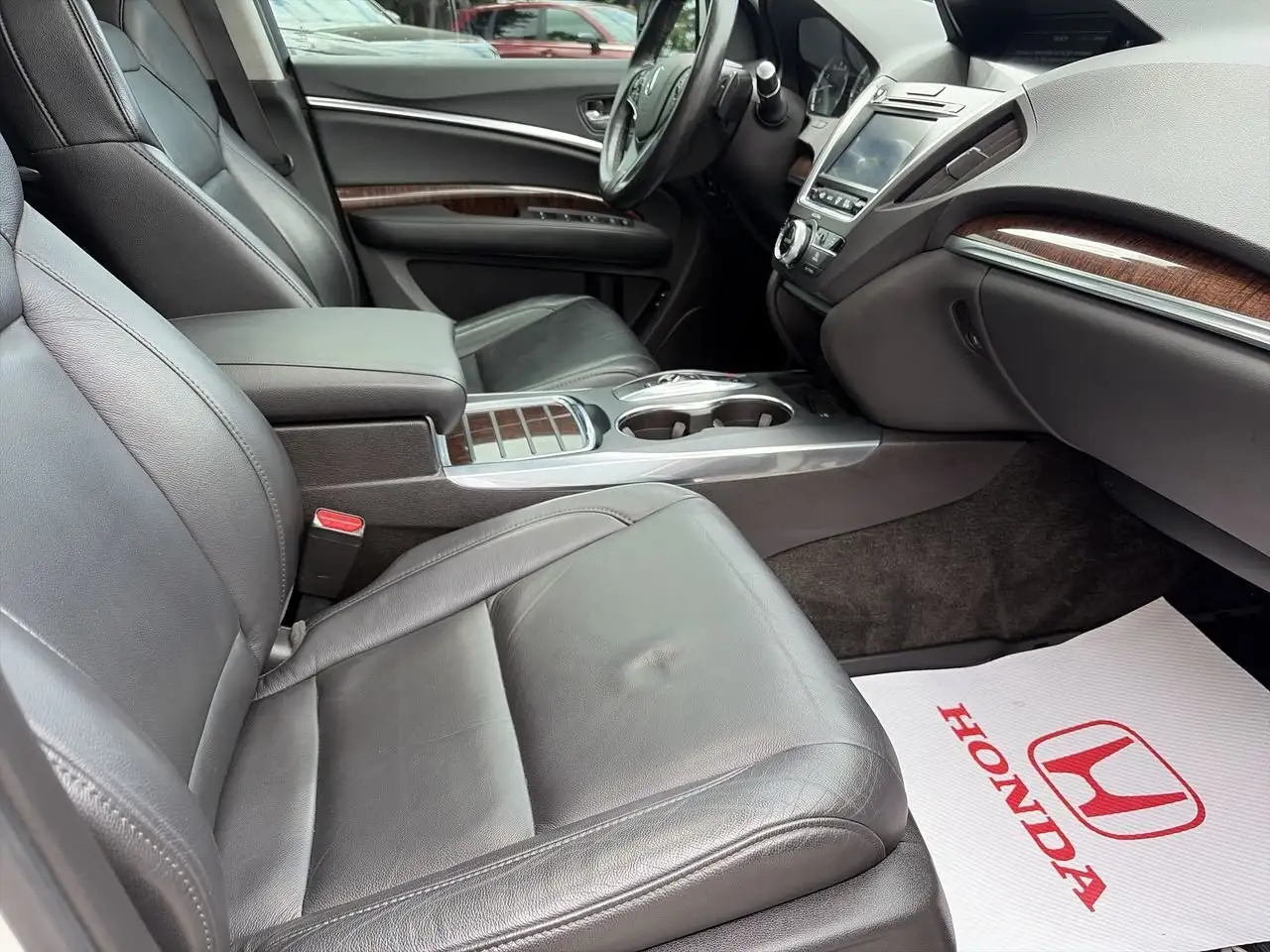 Acura MDX снимка Acura MDX