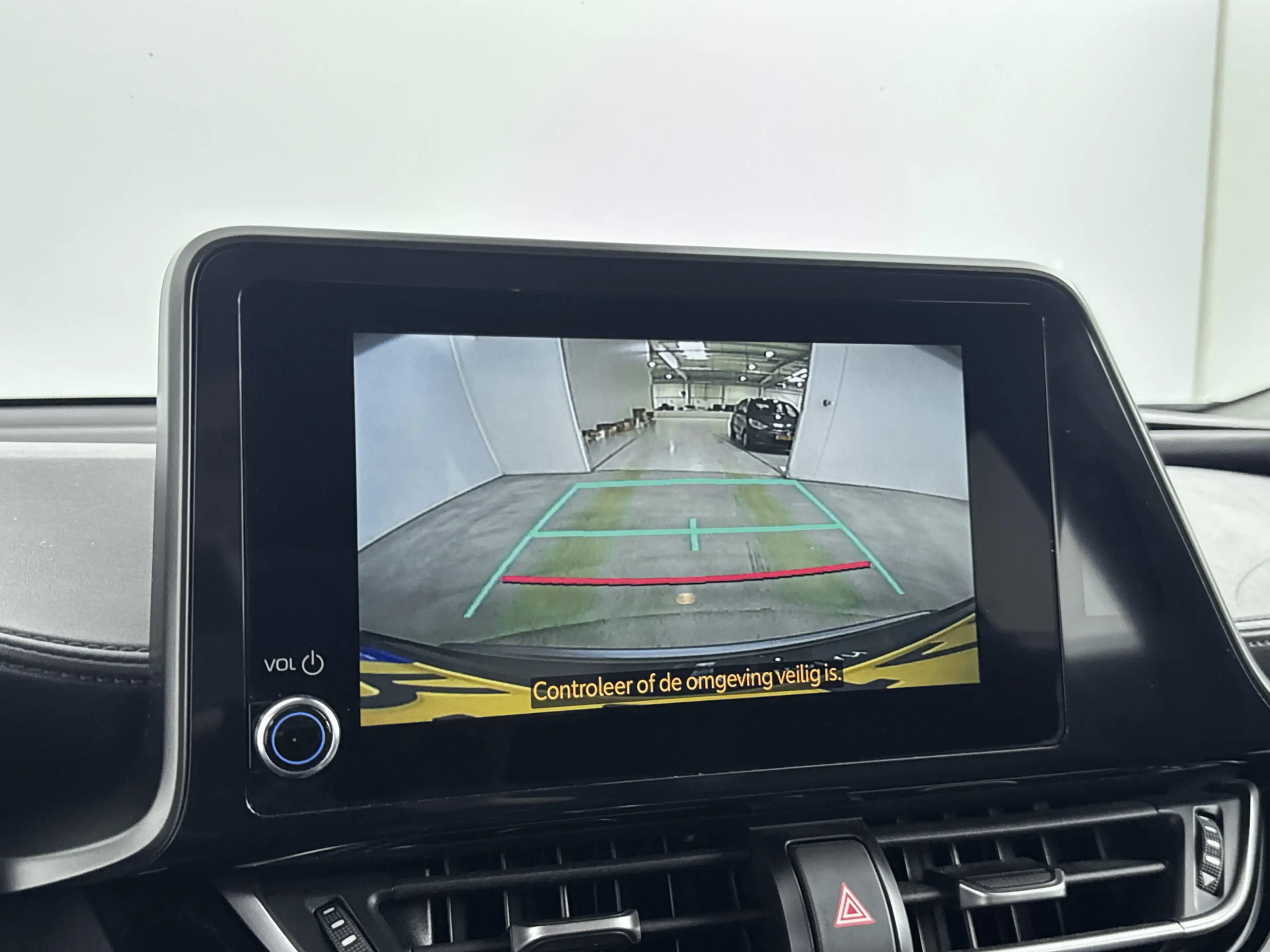 Toyota C-HR 1.8 Hybrid Dynamic Navi | Apple Carplay/Android Au — photo 8