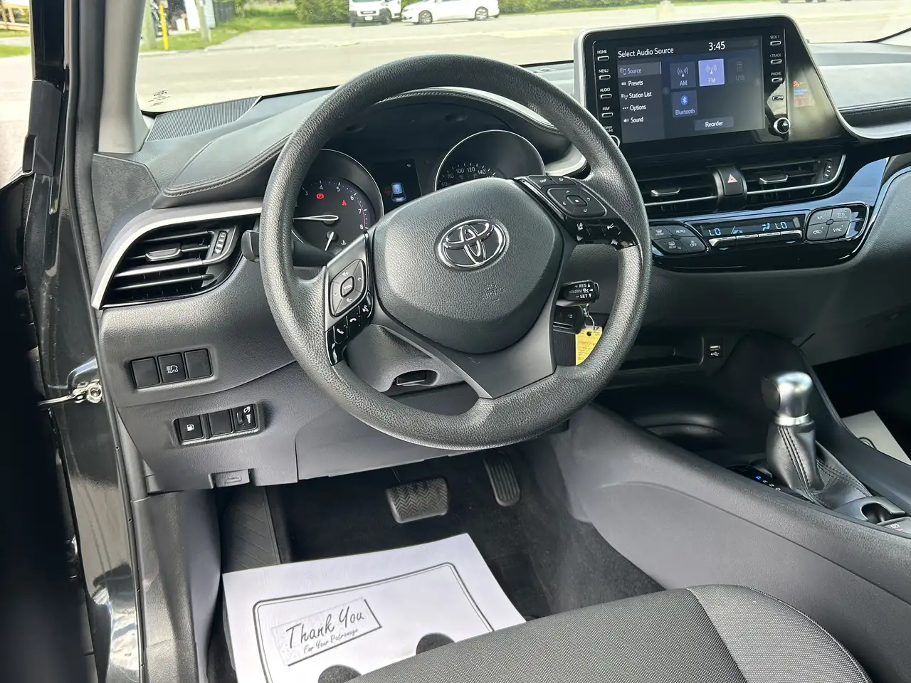 Toyota C-HR снимка Toyota C-HR