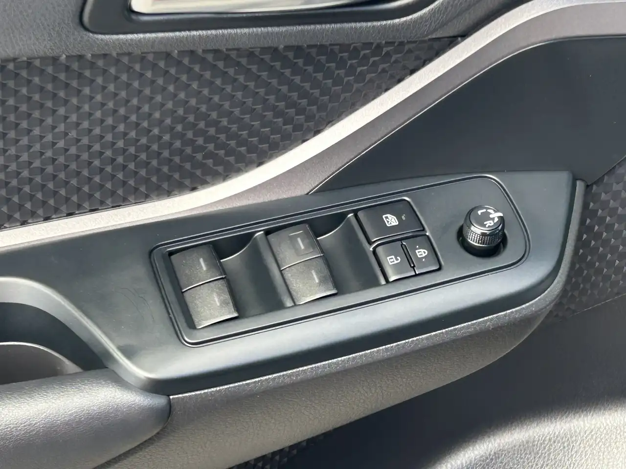 Toyota C-HR снимка Toyota C-HR