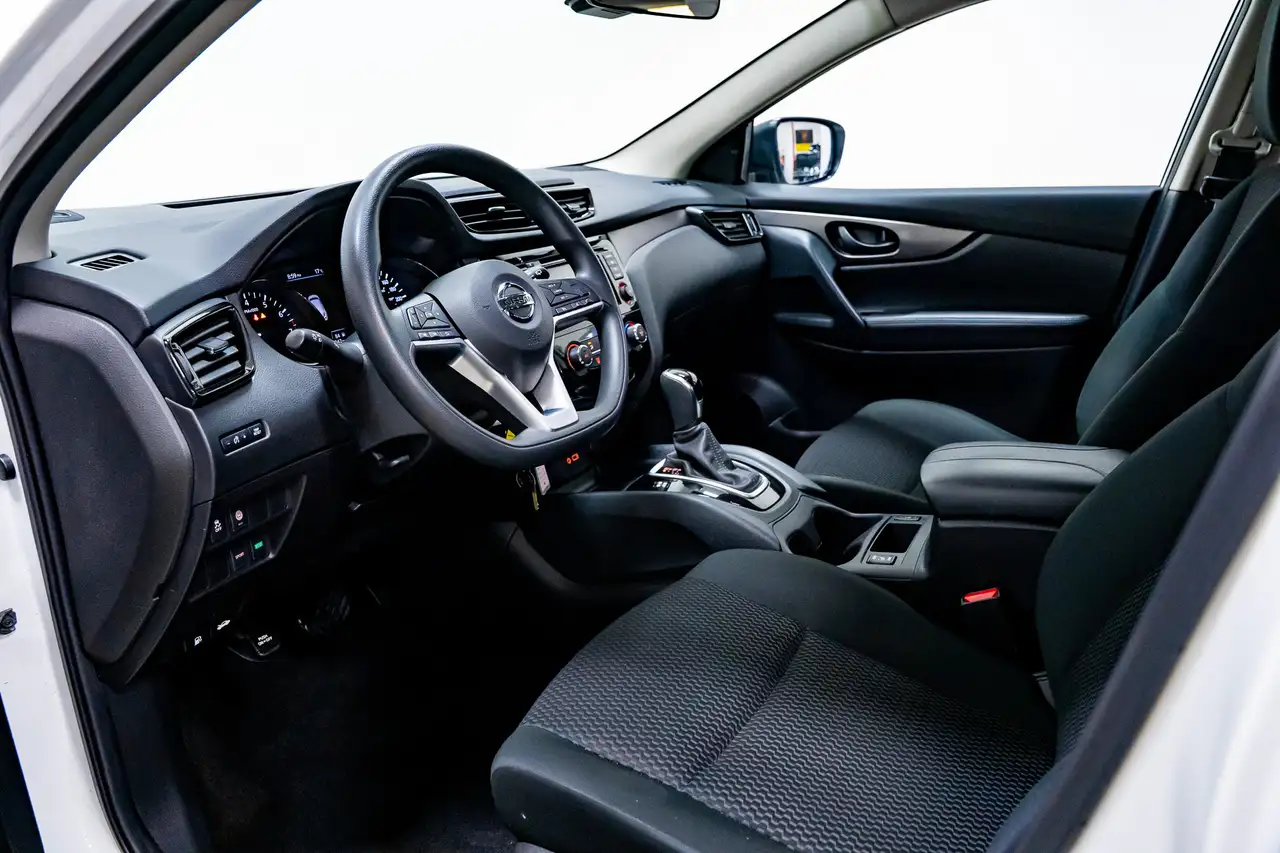 Nissan Qashqai снимка Nissan Qashqai