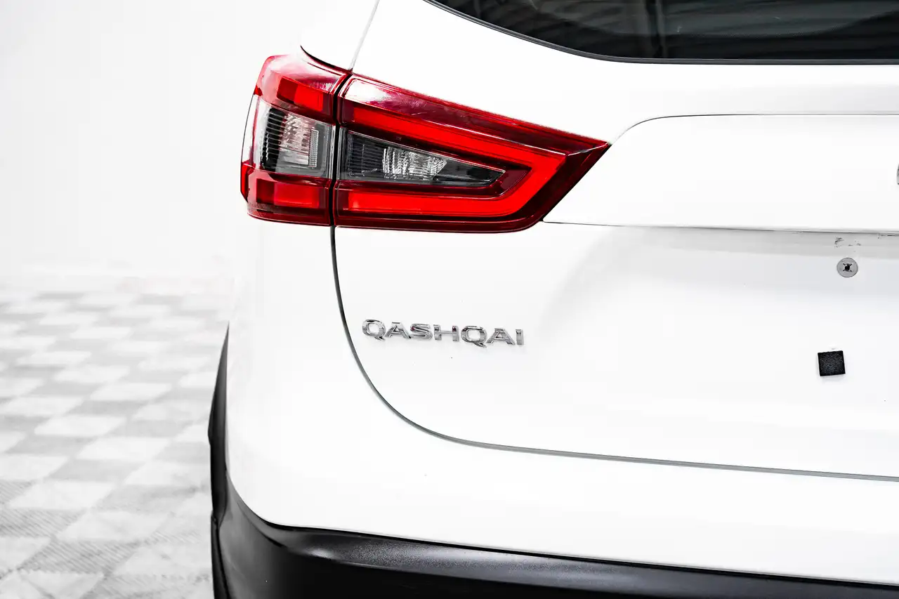 Nissan Qashqai снимка Nissan Qashqai