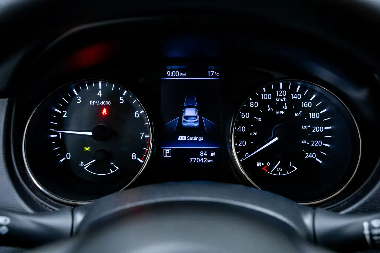 Nissan Qashqai снимка Nissan Qashqai