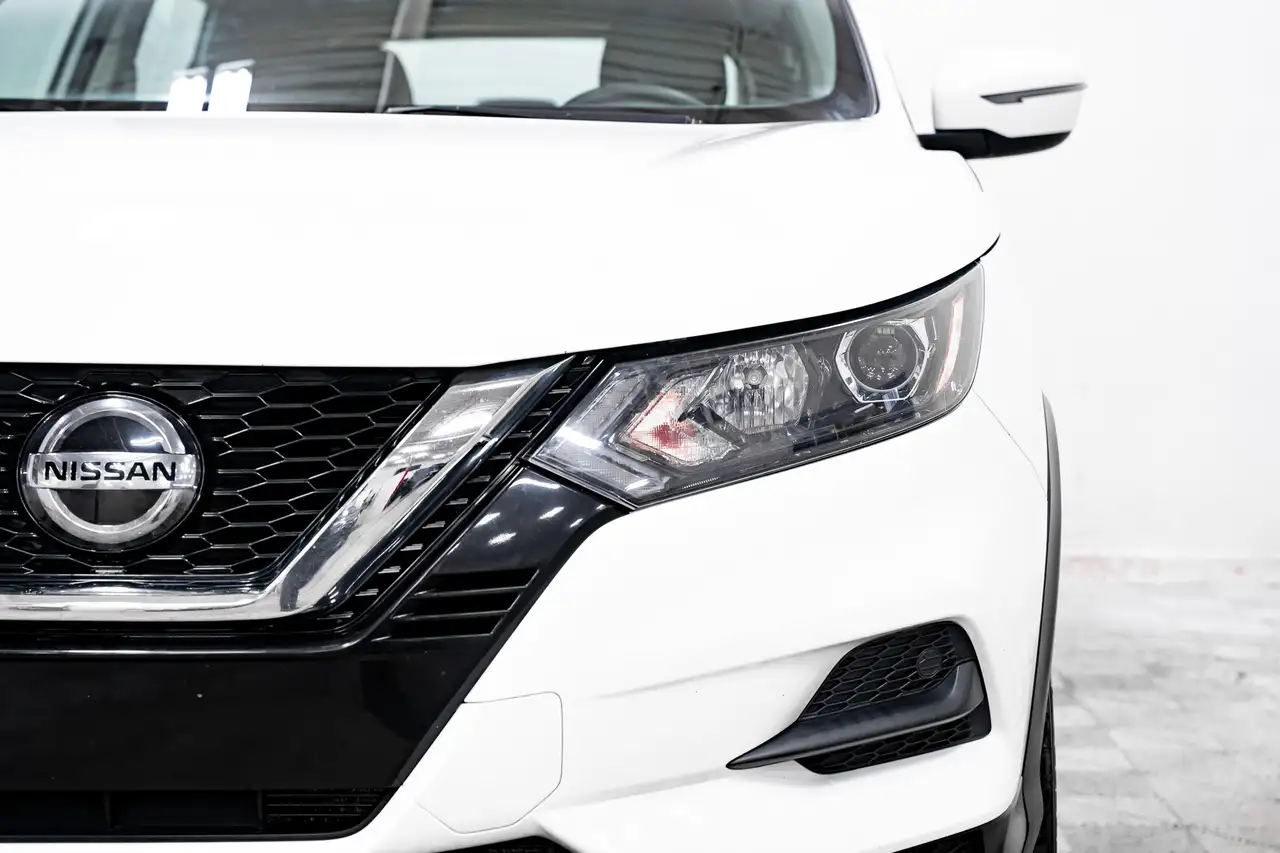 Nissan Qashqai снимка Nissan Qashqai