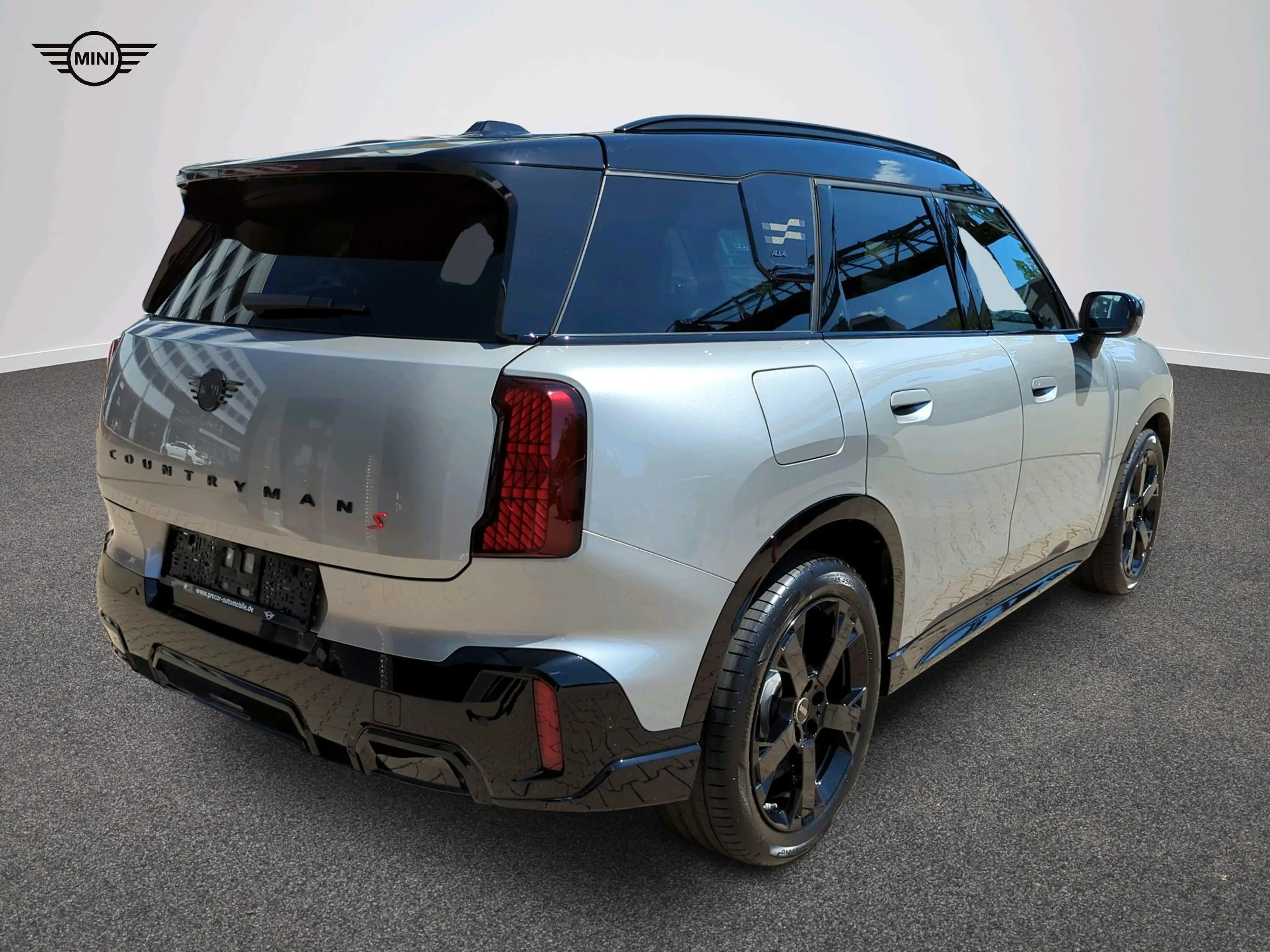 MINI Countryman S All4 John Cooper Works Trim — photo 6