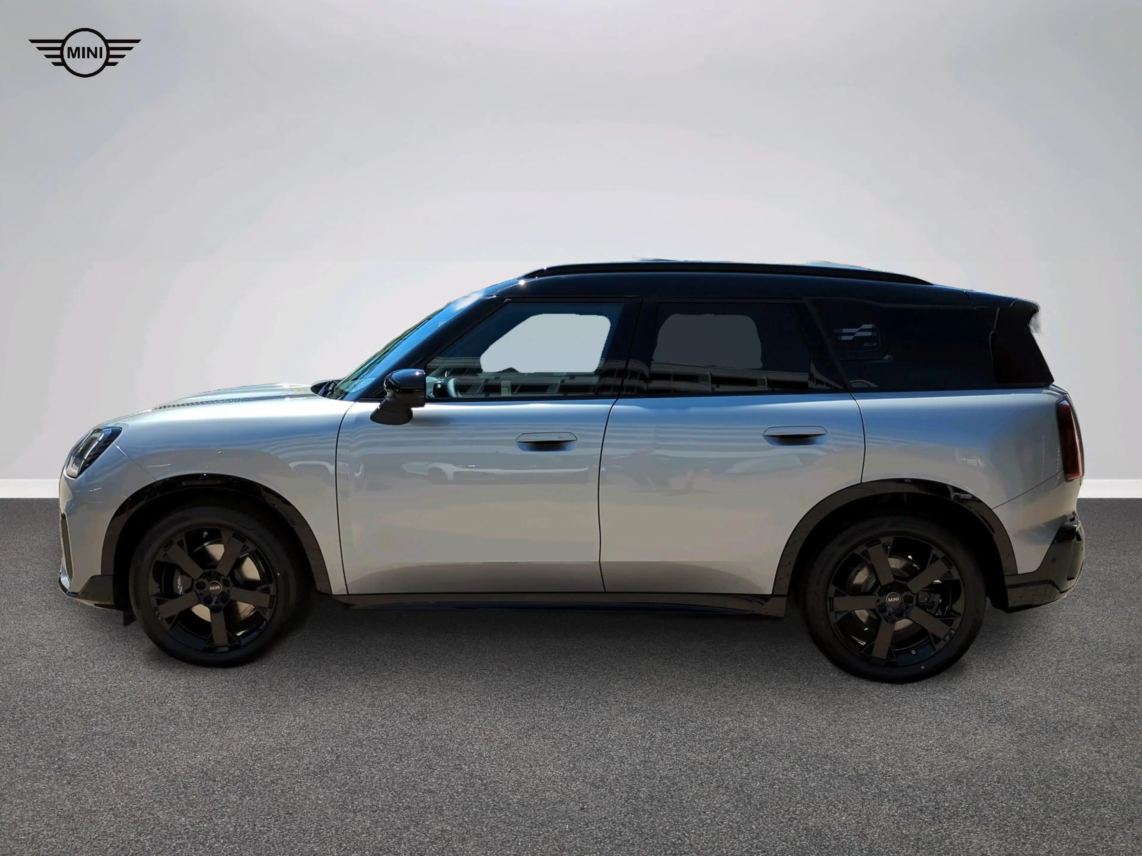 MINI Countryman S All4 John Cooper Works Trim — photo 2