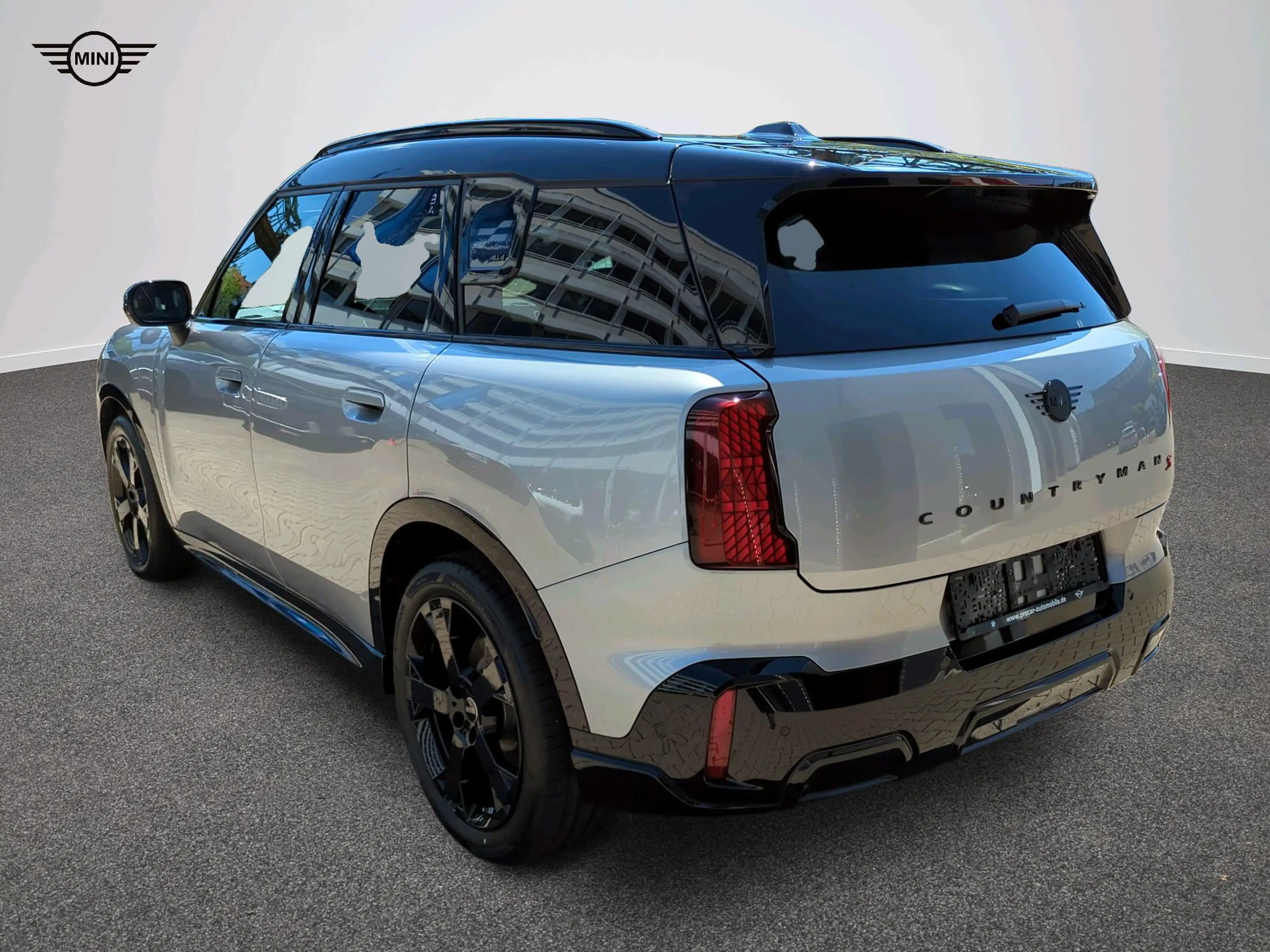 MINI Countryman S All4 John Cooper Works Trim — photo 4