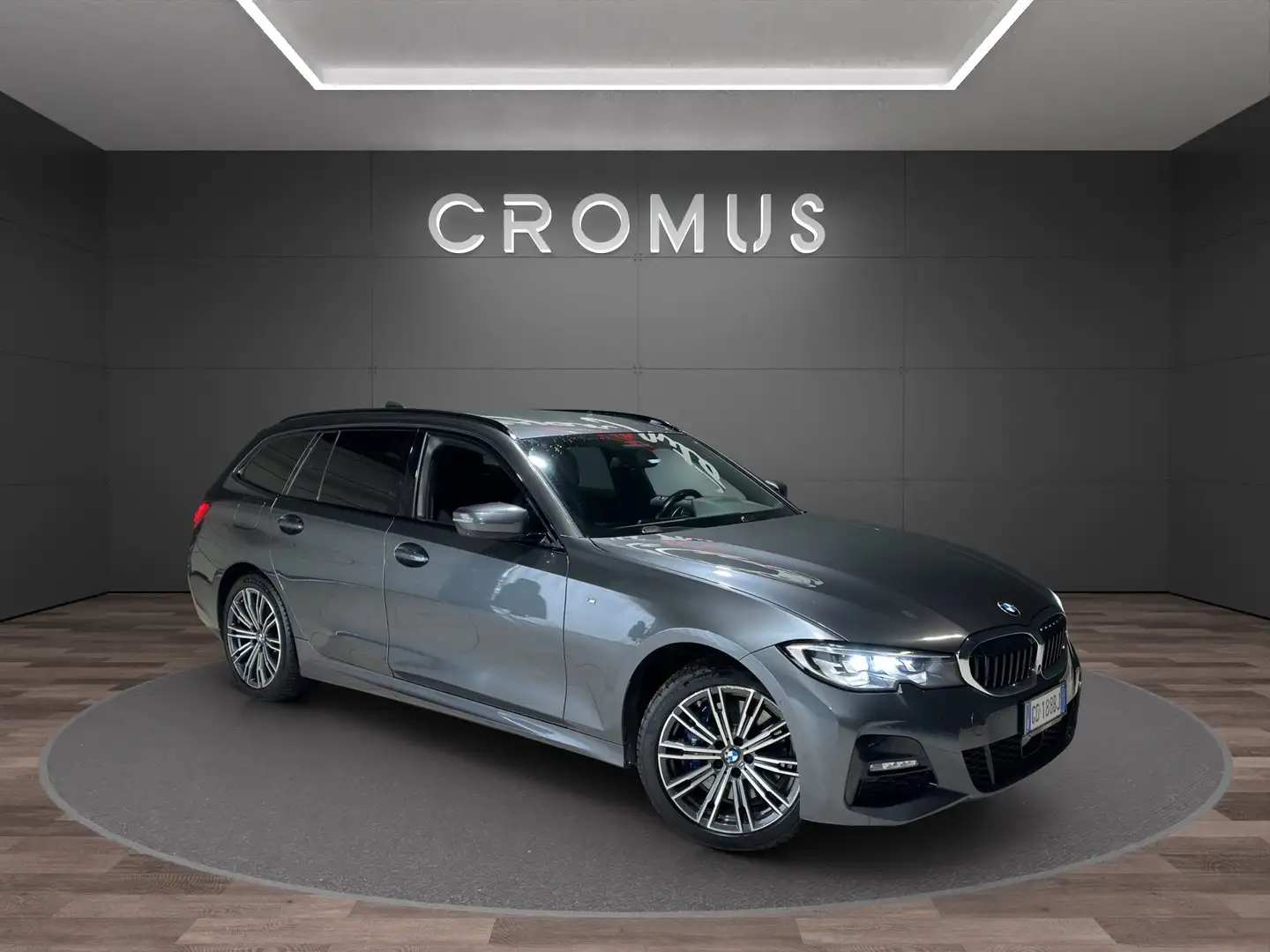 BMW 330 e Touring xdrive Msport auto 292CV IVA ESPOSTA - 2