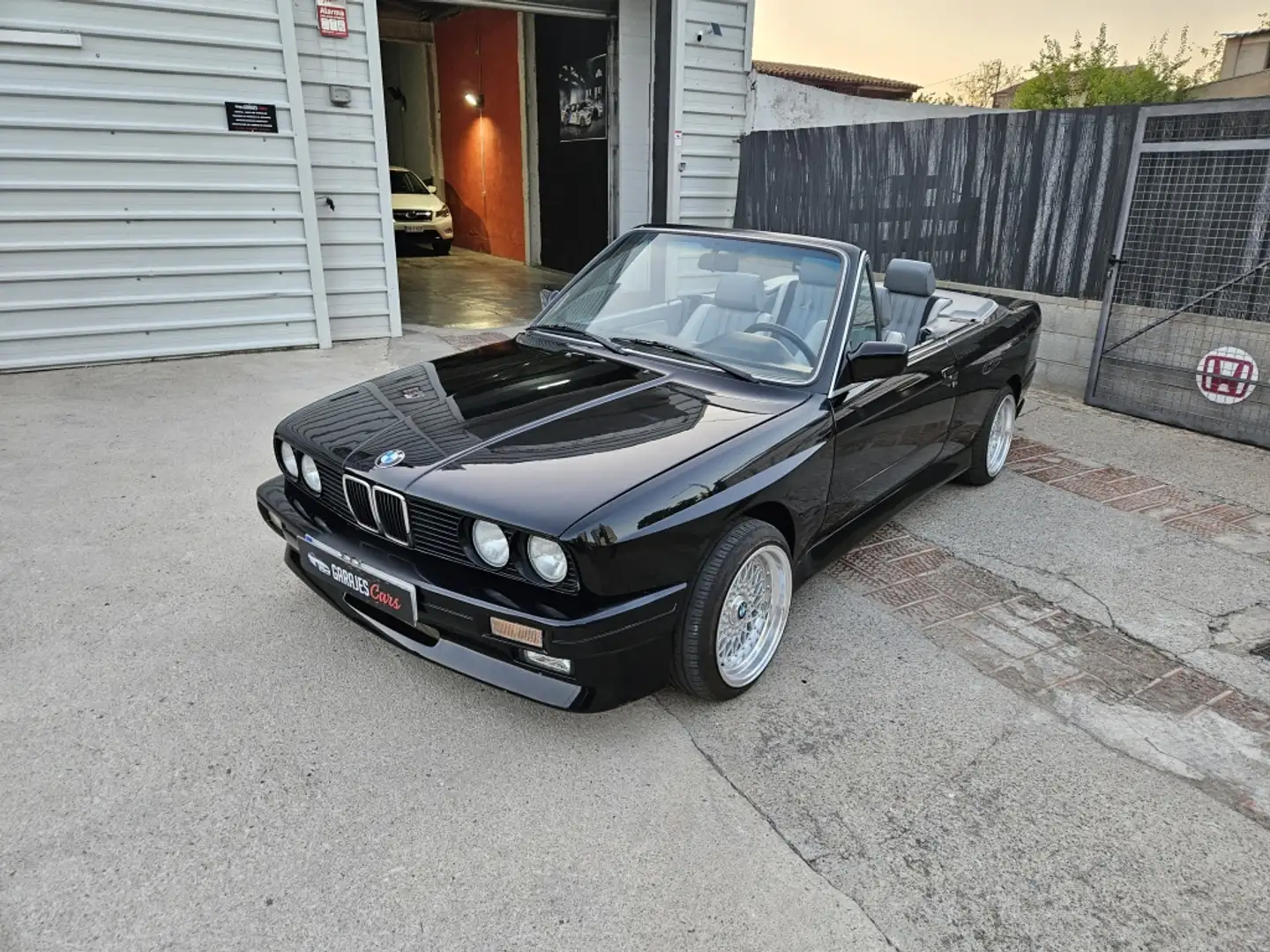 BMW 325 325i Cabrio Negro - 1