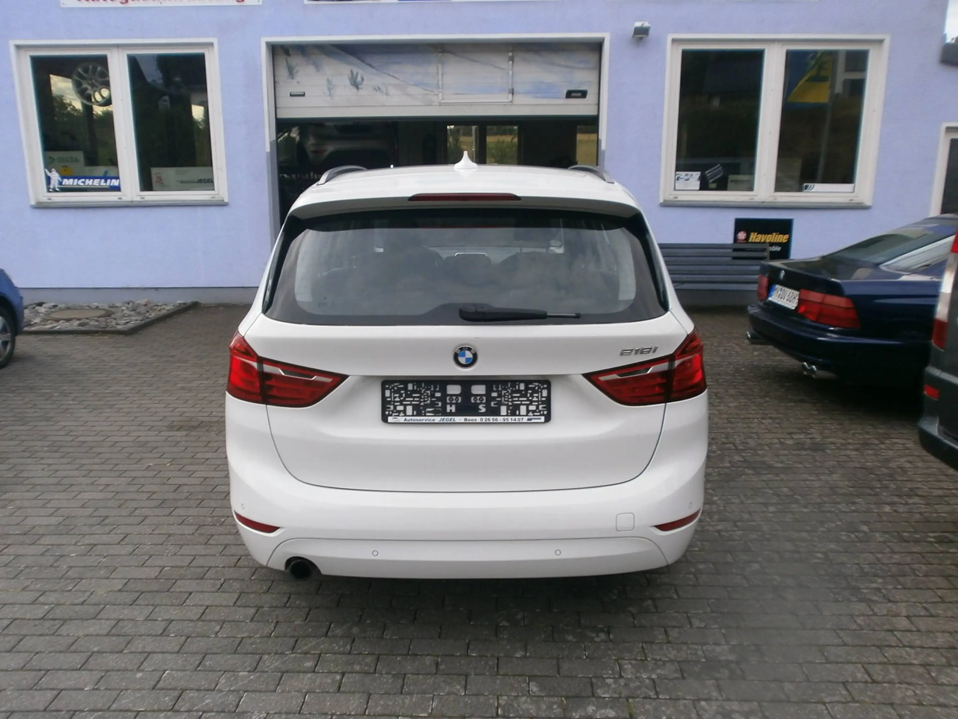BMW 218 218 i Advantage — photo 5