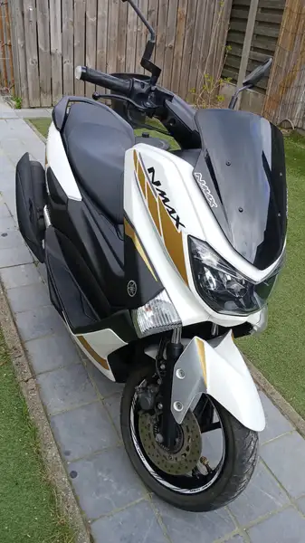 Yamaha NMAX - foto 5
