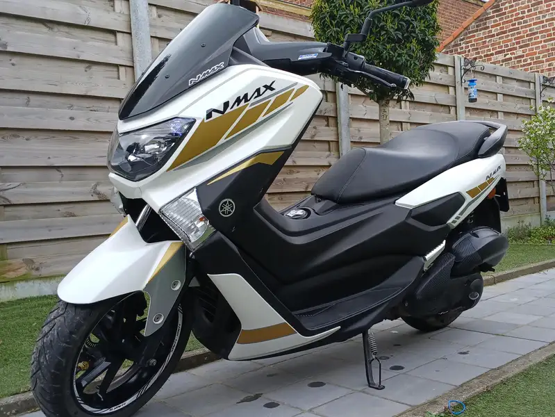Yamaha NMAX - foto 8