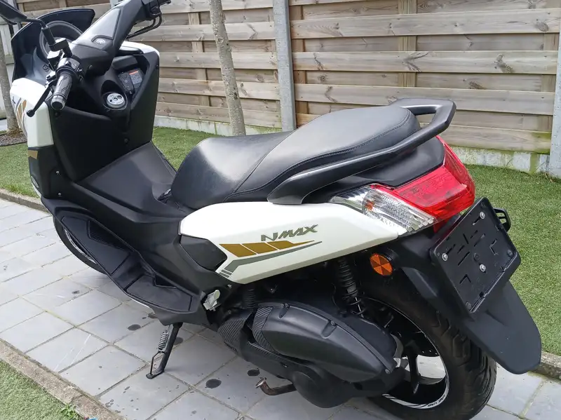 Yamaha NMAX - foto 3