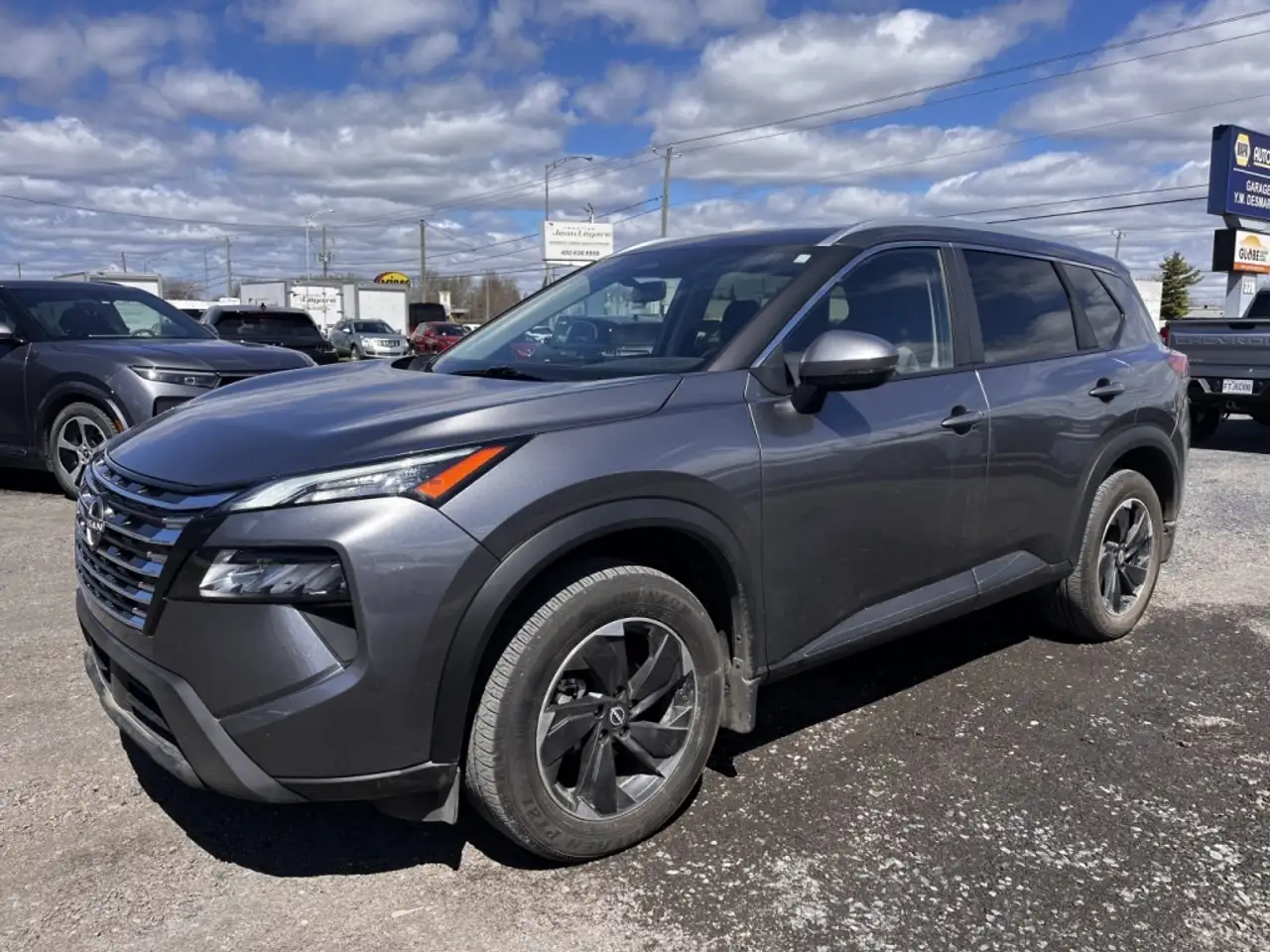 Nissan Rogue снимка Nissan Rogue