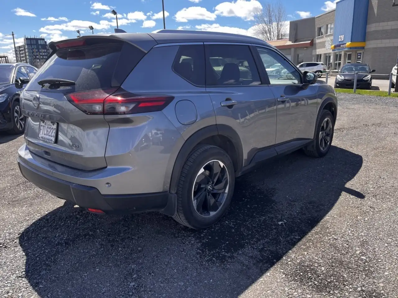 Nissan Rogue снимка Nissan Rogue
