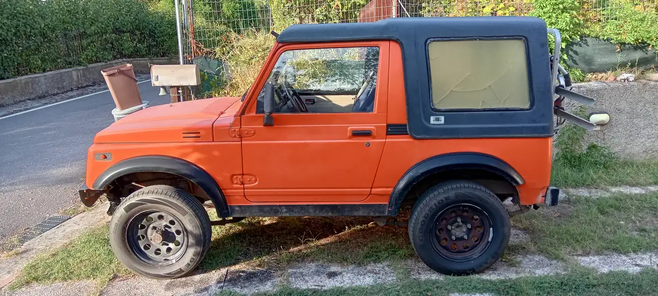 Suzuki SJ Samurai