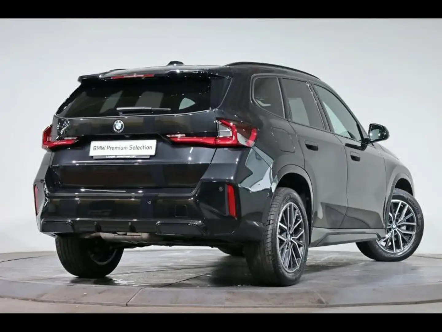 BMW X1 sDrive18d Kit M Sport Zwart - 2