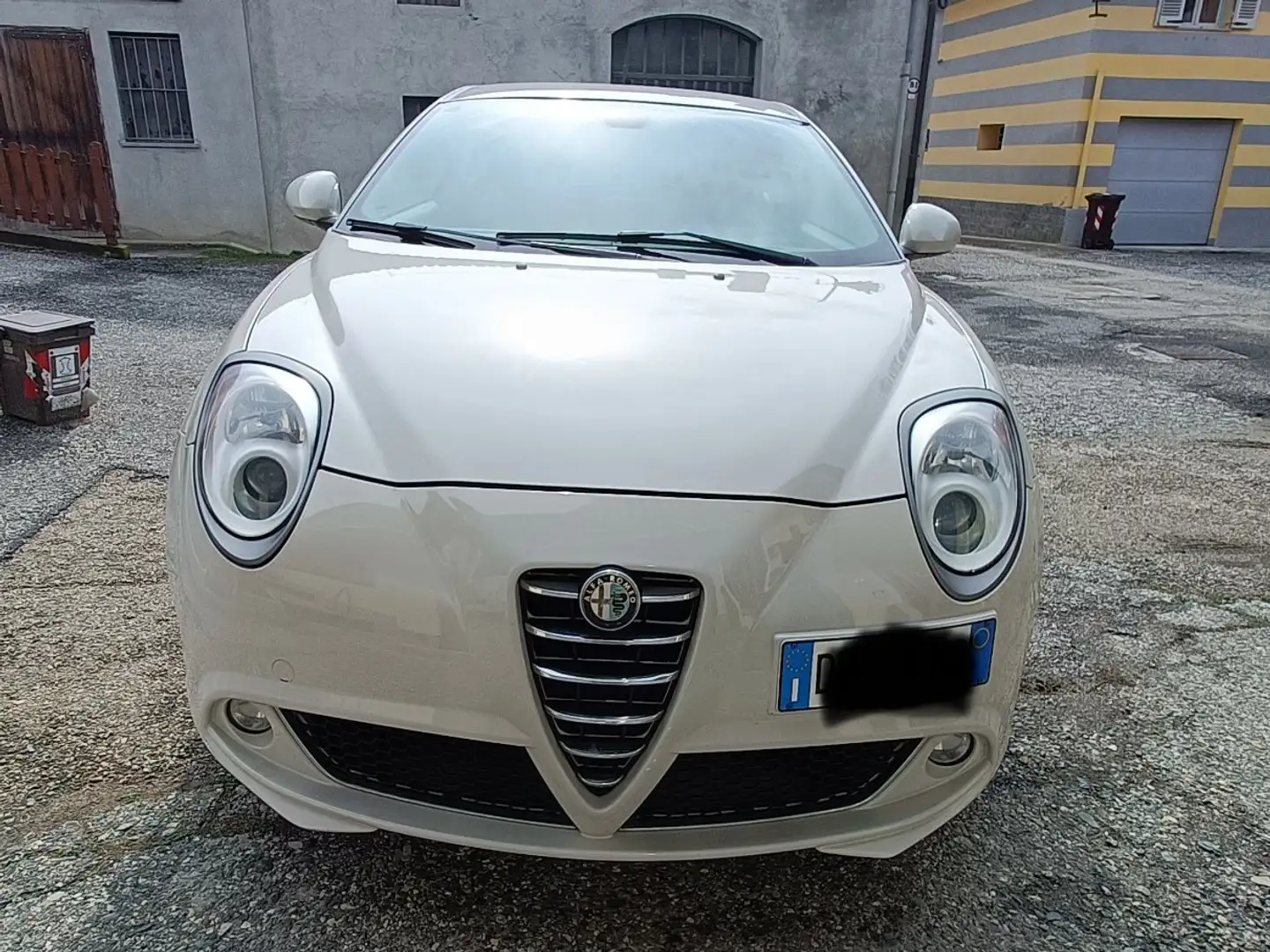 Alfa Romeo MiTo 1.4 Junior Bej - 1