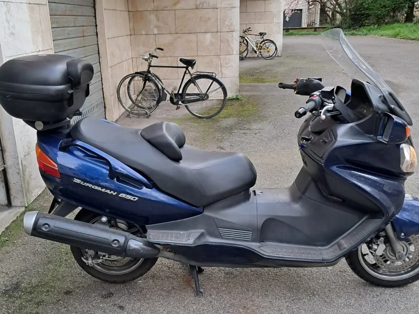 Suzuki Burgman 650 - 2