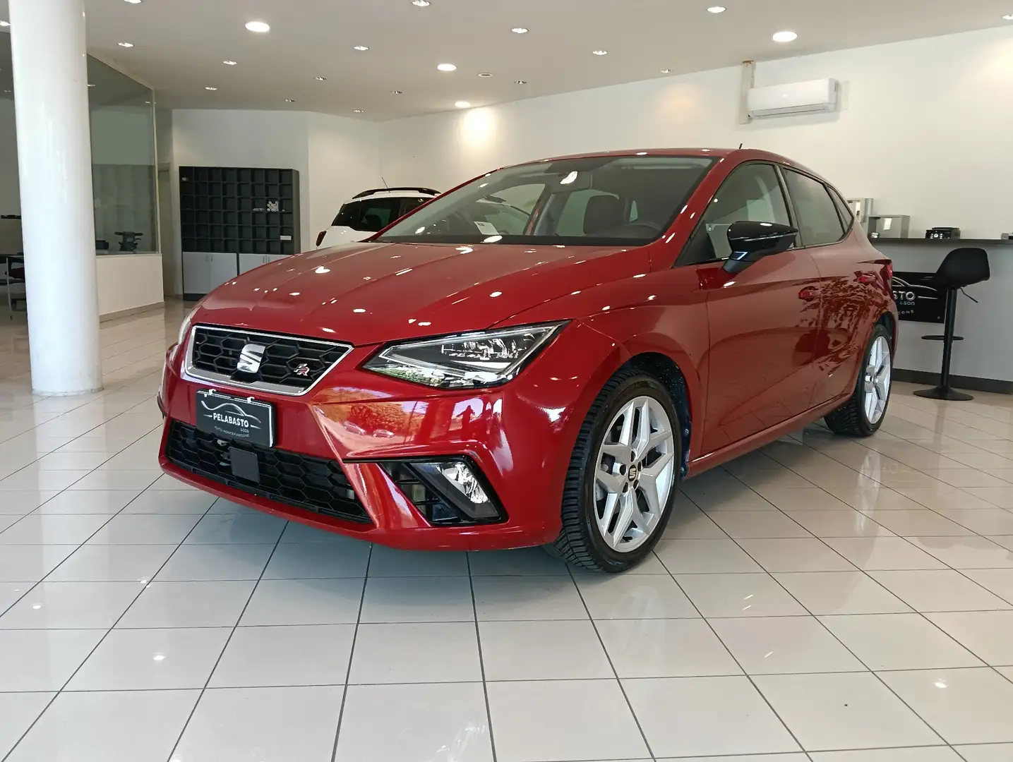 SEAT Ibiza Ibiza V 2017 1.6 tdi FR 95cv Rosso - 1