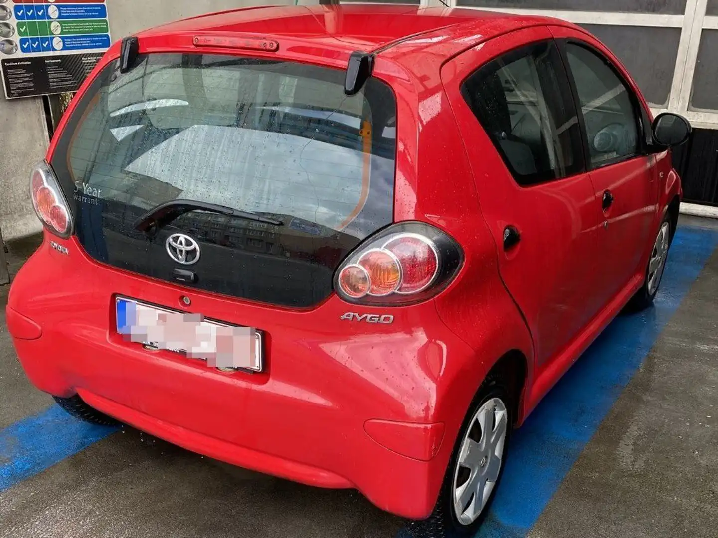 Toyota Aygo Aygo 1.0i VVT-i Car Dance Kırmızı - 1