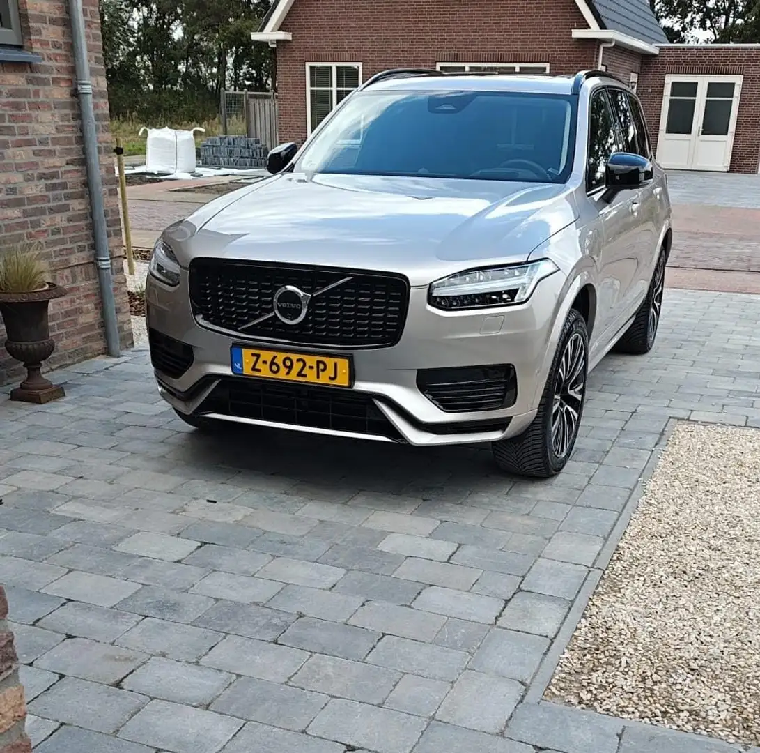 Volvo XC90 2.0 T8 AWD Ultra Dark Full Option Grijs - 1