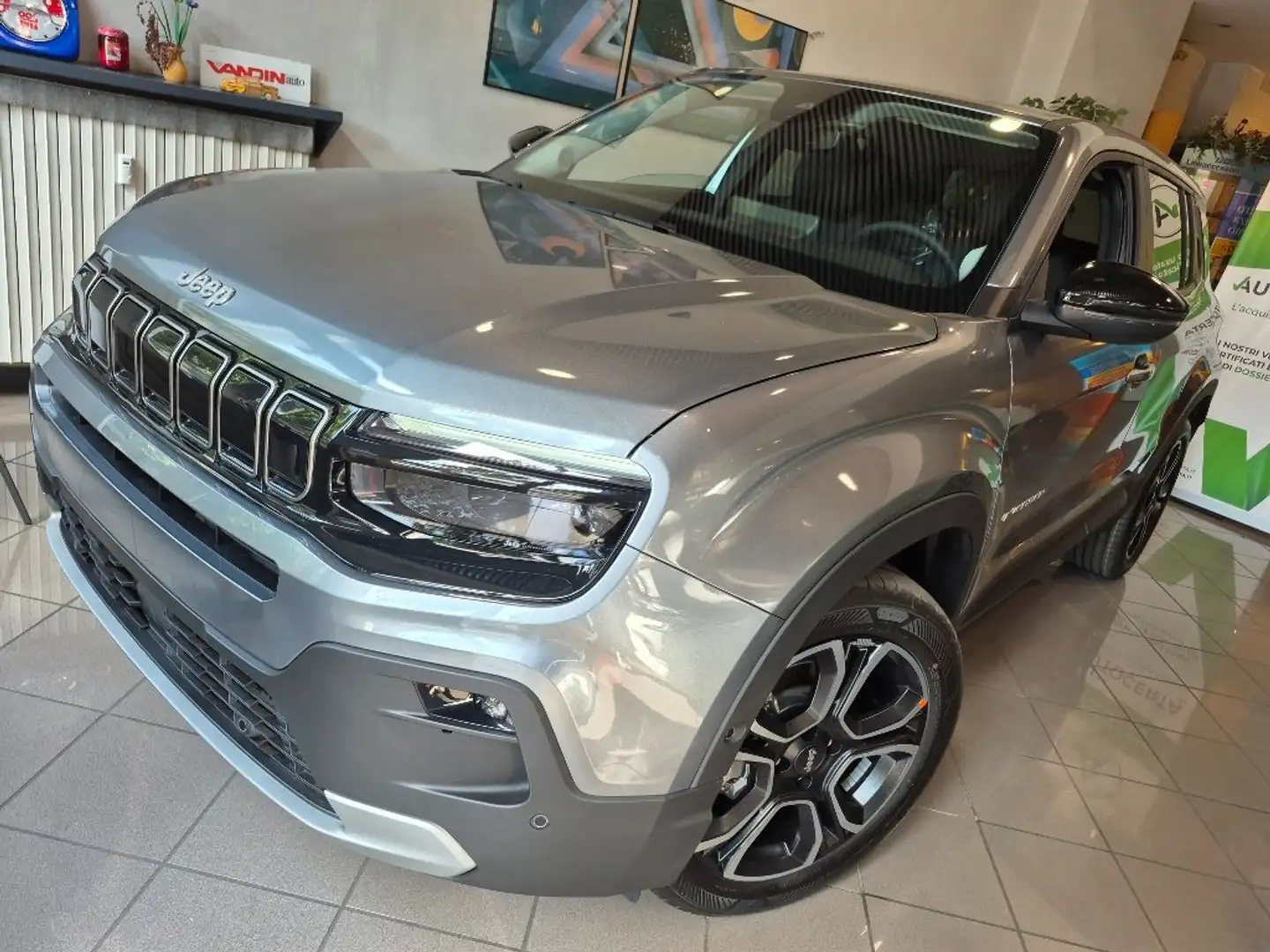 Jeep Avenger Avenger 1.2 TURBO-HYBRID 110cv, "SUMMIT", KM ZERO! Grigio - 1