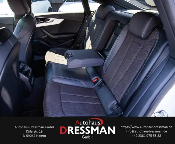 Audi A5 view 11