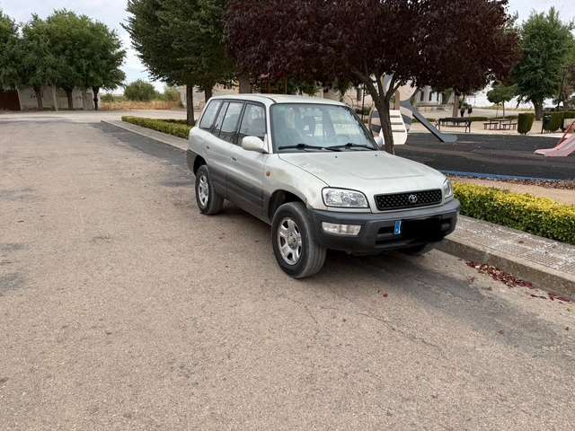 Toyota RAV 4 RAV-4 VX - foto 1
