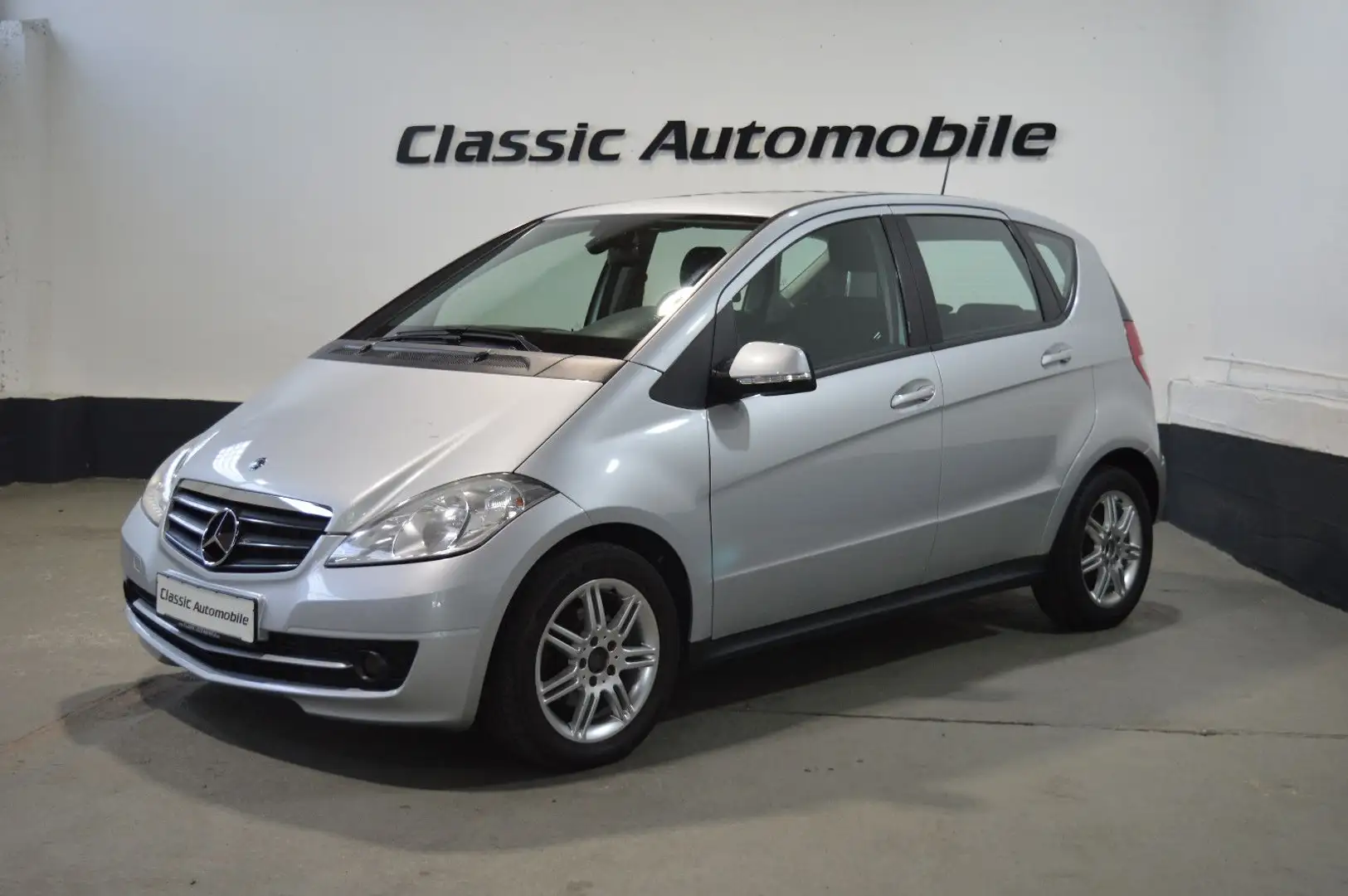 Mercedes-Benz A 180 CDI Classic *Sitzheizung* Silber - 1