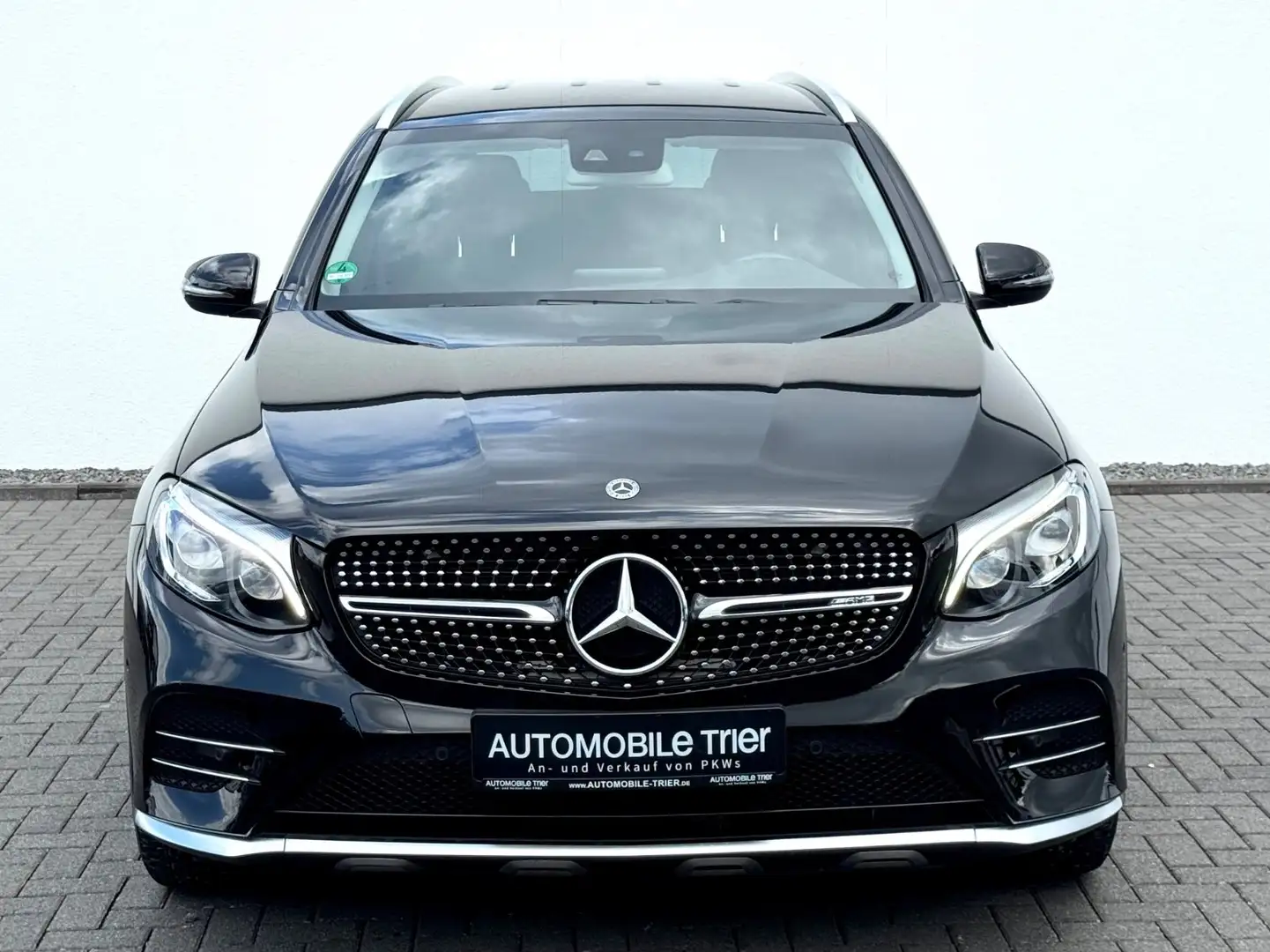 Mercedes-Benz GLC 43 AMG 4Matic / NAVI/LED/AHK/AIRMATIC/GARANT Чорний - 2