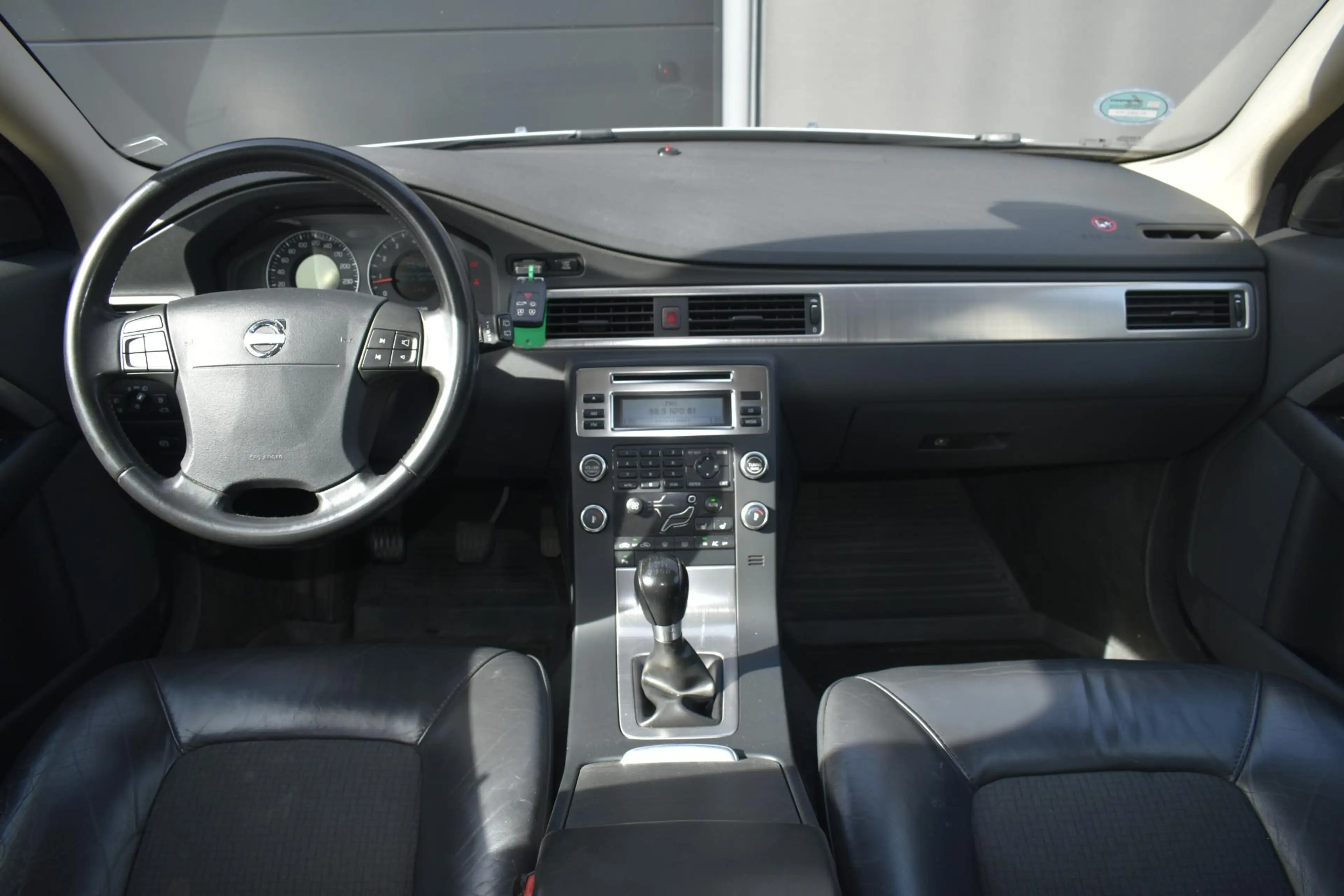 Volvo V70 2.5T Momentum | 5-Cilinder | Trekhaak | Climate Co — photo 12