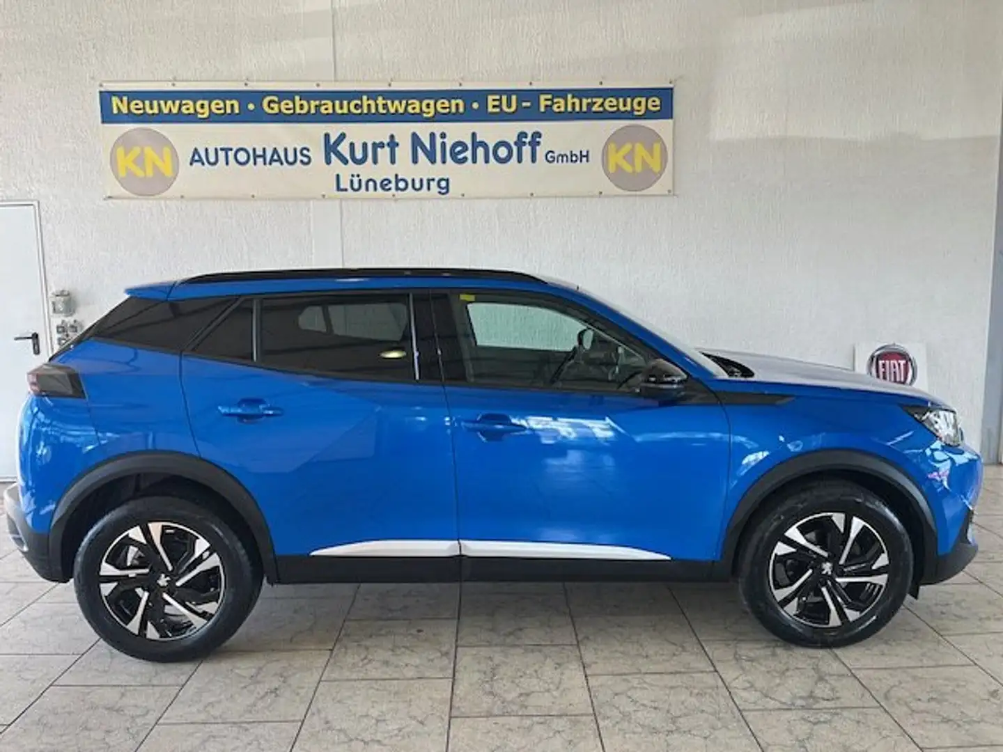 Peugeot 2008 Pure Tech +Alu +Radio DAB +LED Blau - 1