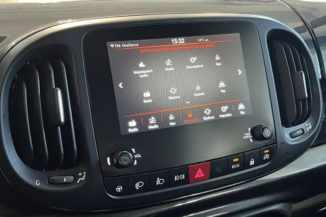 Fiat 500L view 24