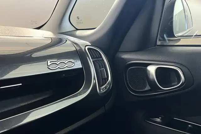 Fiat 500L view 28