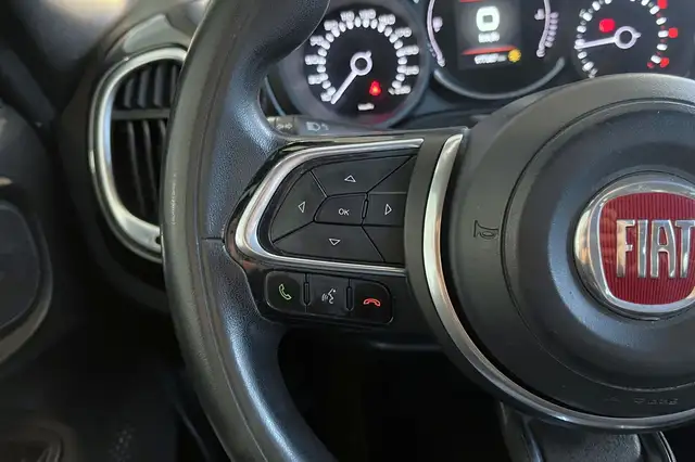 Fiat 500L view 19