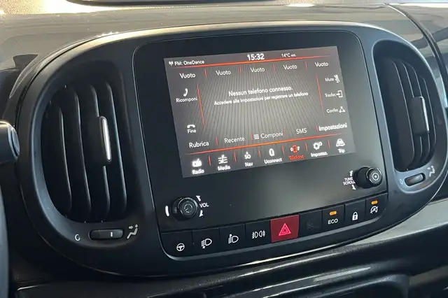 Fiat 500L view 22
