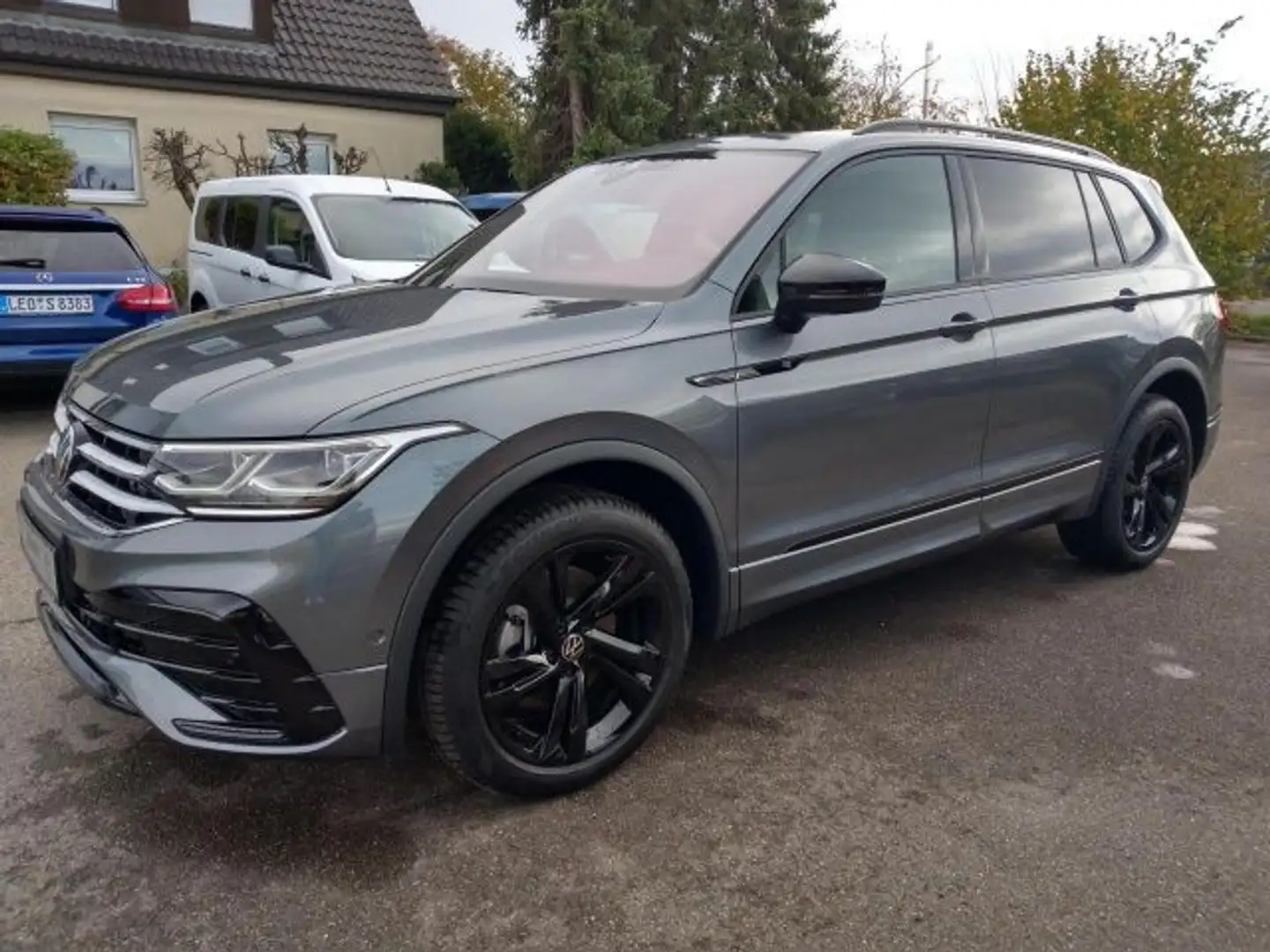 Volkswagen Tiguan Allspace R-Line 2,0 TSI AHK Standheizung Grijs - 2