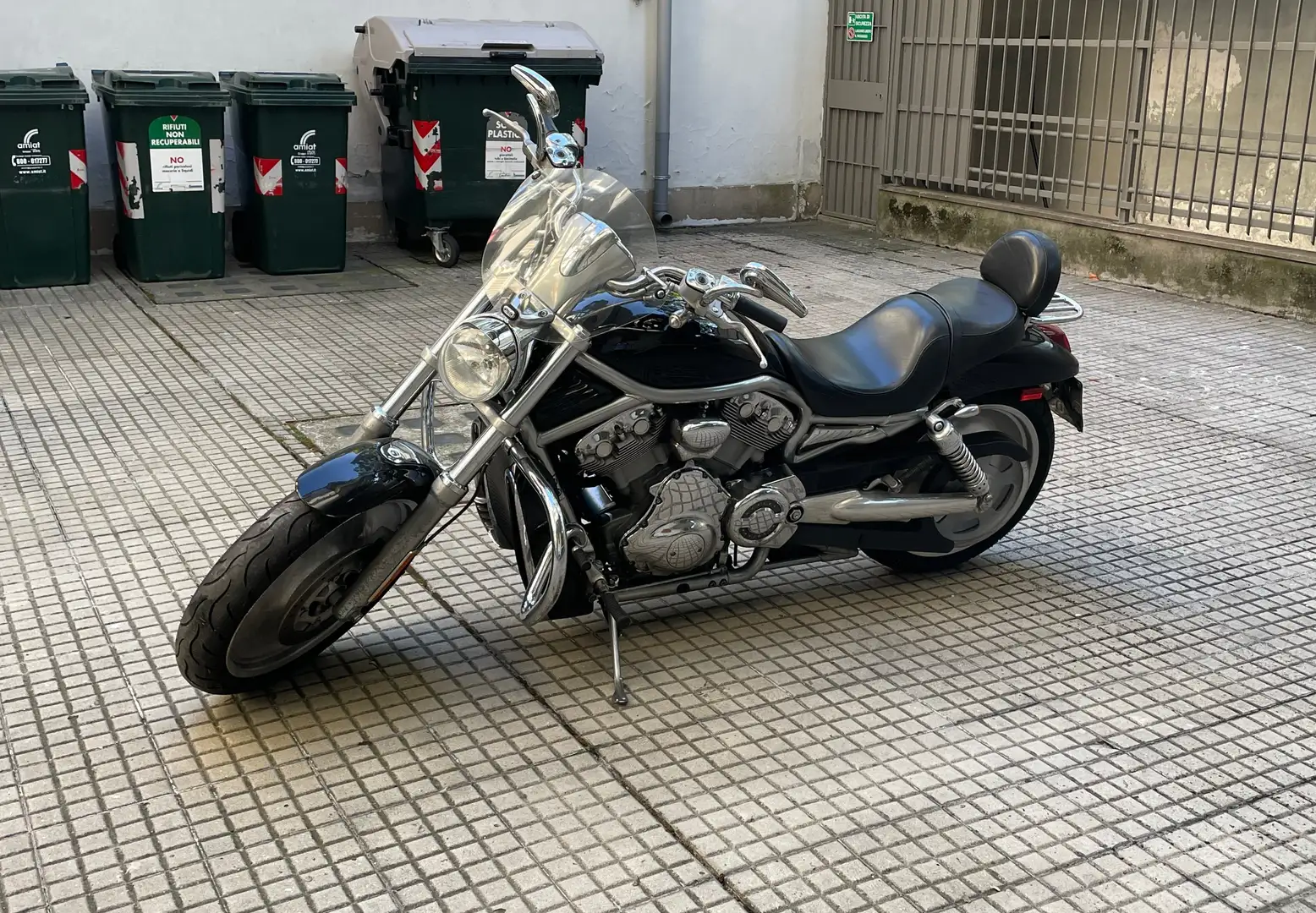 Harley-Davidson V-Rod VRSCA Negru - 2