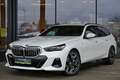 BMW i5 Touring eDrive40 81,2kWh ACC, adapt. LED, Drivi... Weiß - thumbnail 1