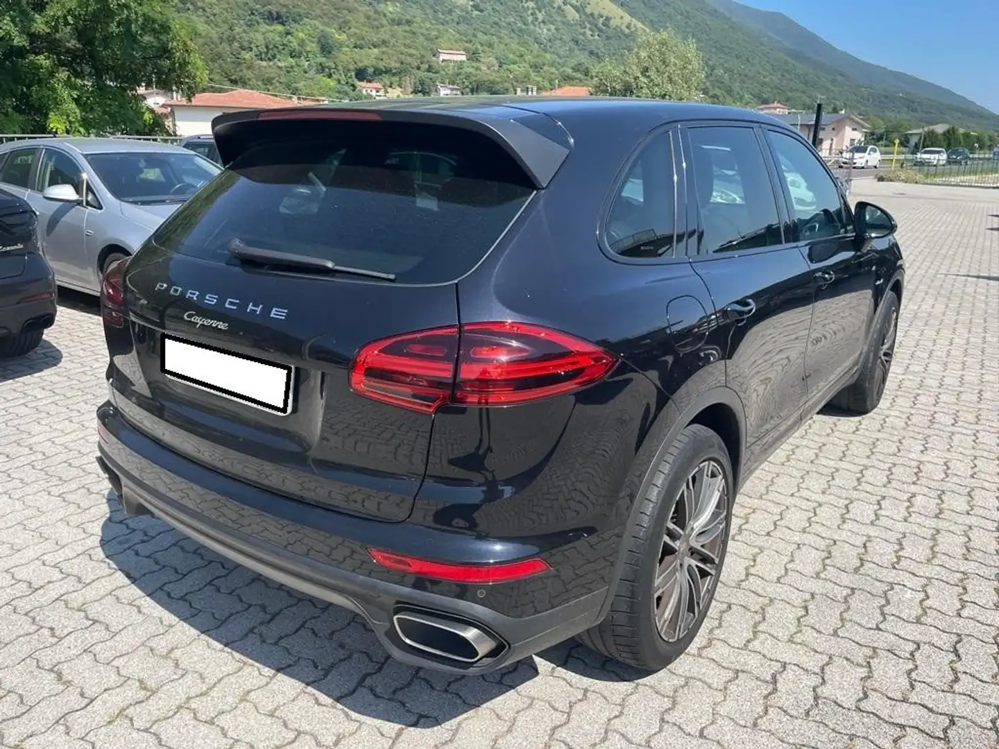 Porsche Cayenne 3.0 Diesel Negro - 2