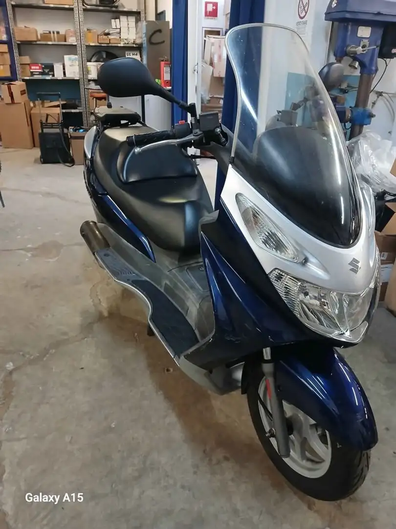 Suzuki Burgman 150 Blau - 2