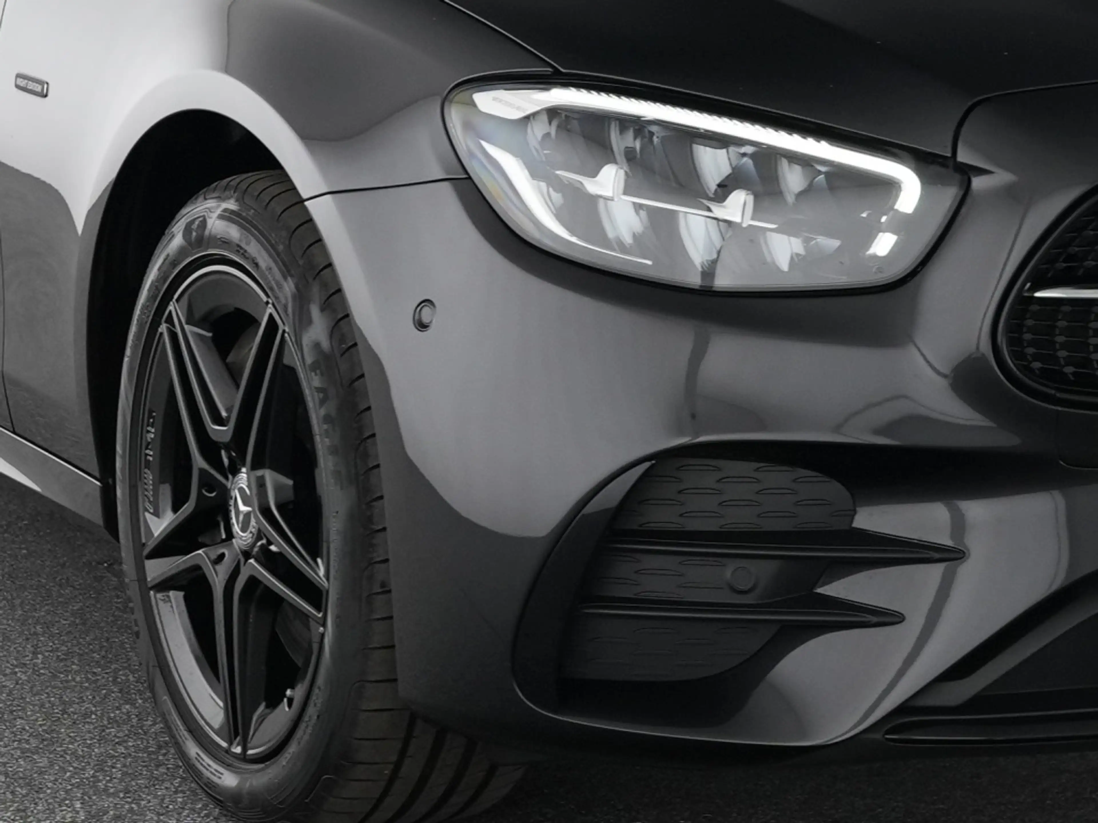Mercedes-Benz E 300 T de 4MNight Edition AMG LED Automatik Navi — photo 7