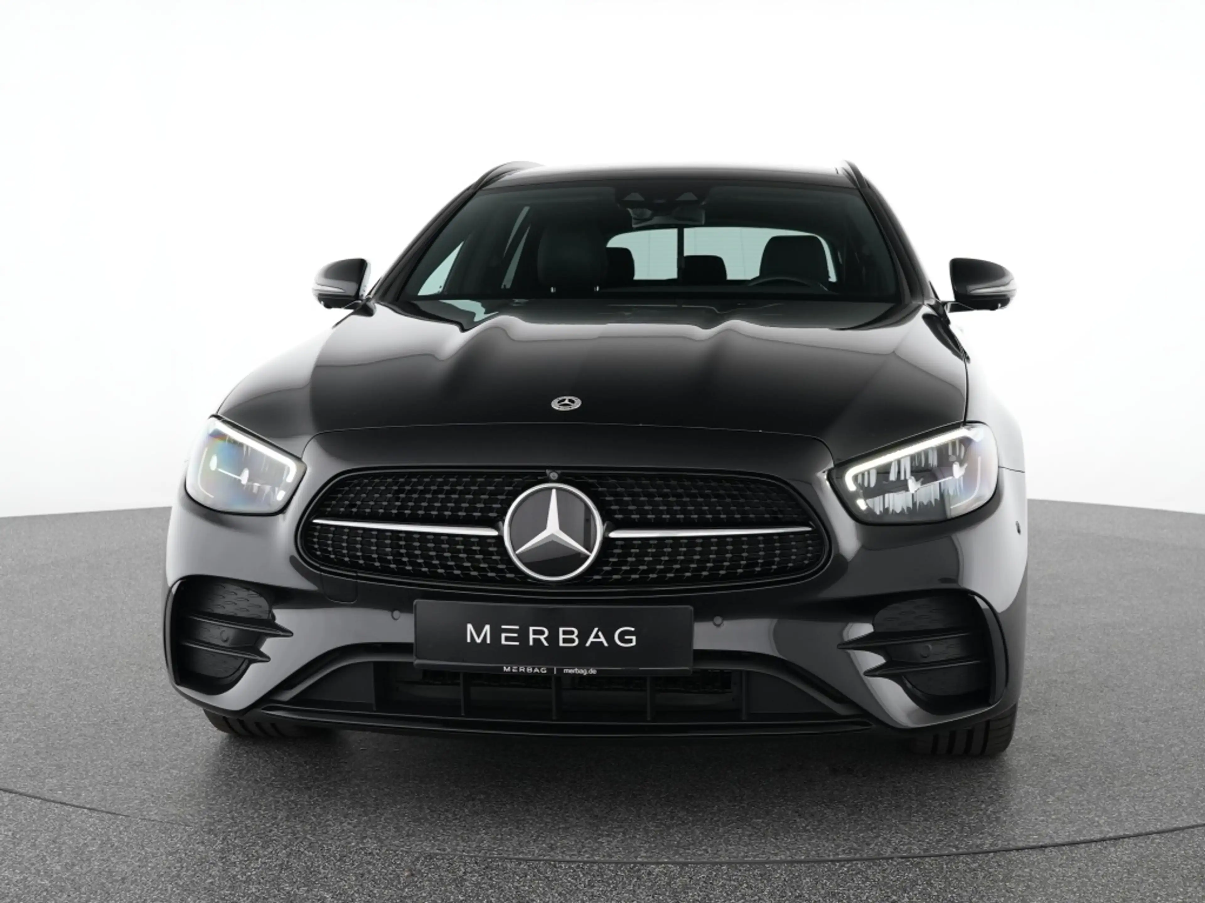 Mercedes-Benz E 300 T de 4MNight Edition AMG LED Automatik Navi — photo 2