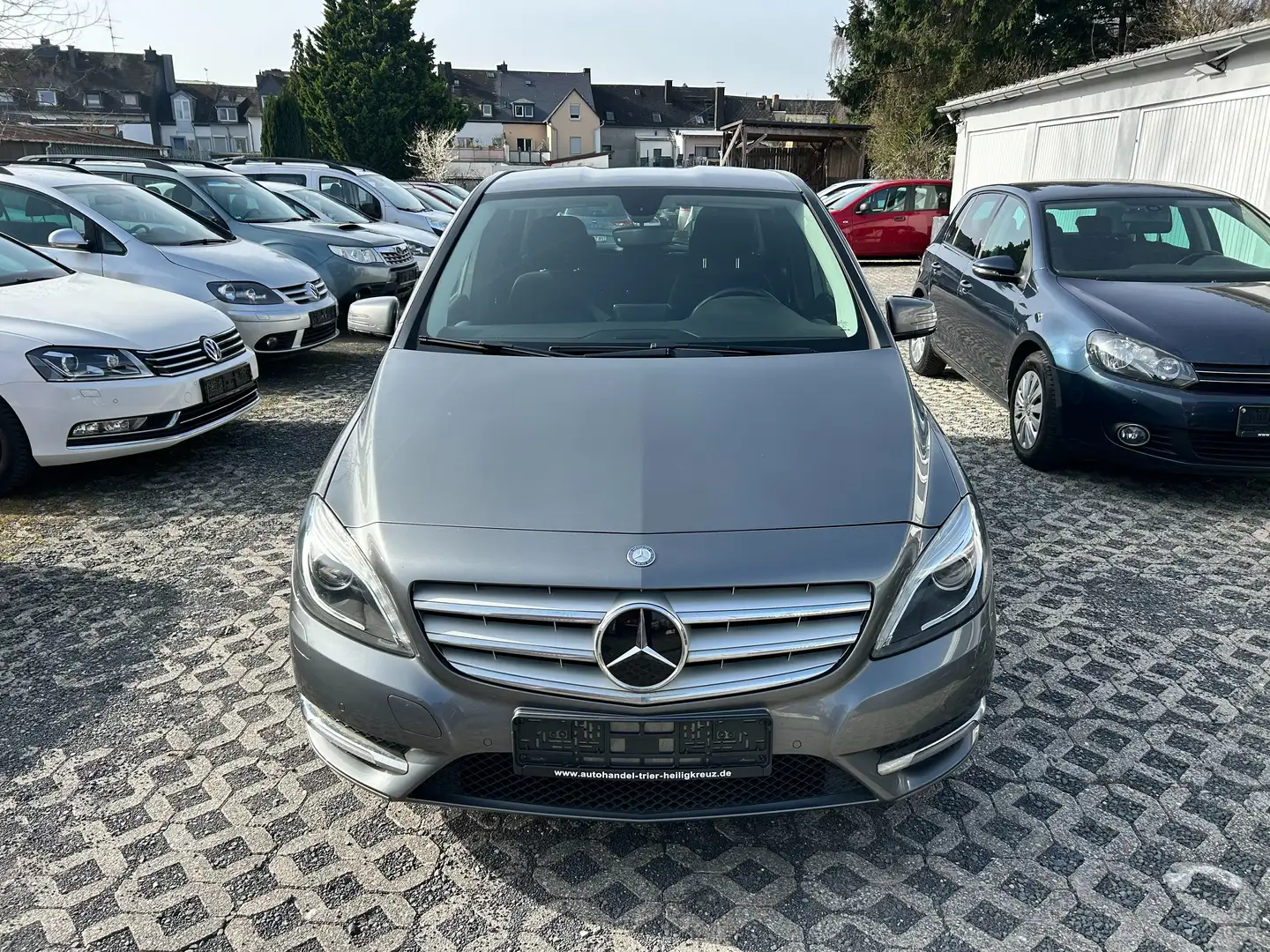 Mercedes-Benz B 200 B 200 (246.243) - Benzin, Klima, 8 Reifen Grau - 2