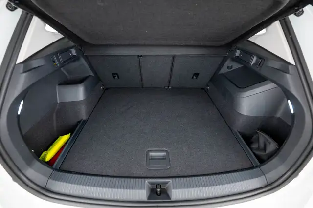 Volkswagen Tiguan view 8