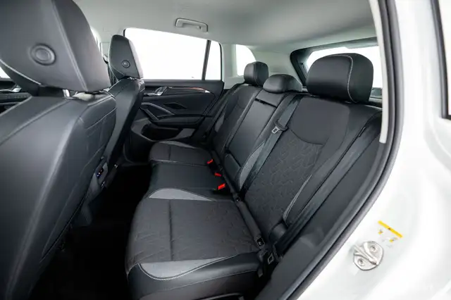 Volkswagen Tiguan view 7